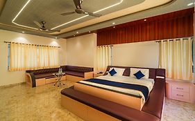 The Venue By Seasons Suites-